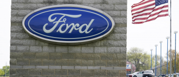 Ford dépasse les attentes de Wall Street et relève ses perspectives pour cette année grâce à la demande de nouvelles voitures - Burzovnisvet.cz - Actions, taux de change, forex, matières premières, IPO, obligations