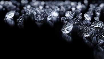 De Beers a considérablement augmenté le prix des diamants, d'environ huit pour cent, selon les sources de Bloomberg - Burzovnisvet.cz - Actions, Bourse, Change, Forex, Matières premières, IPO, Obligations